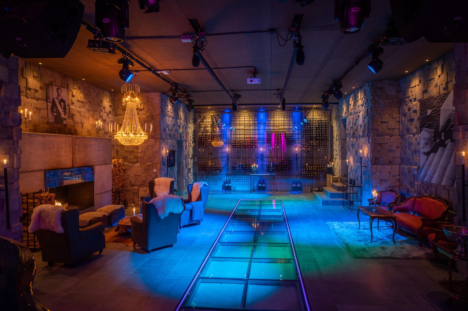 Elegant och färgglad festlokal