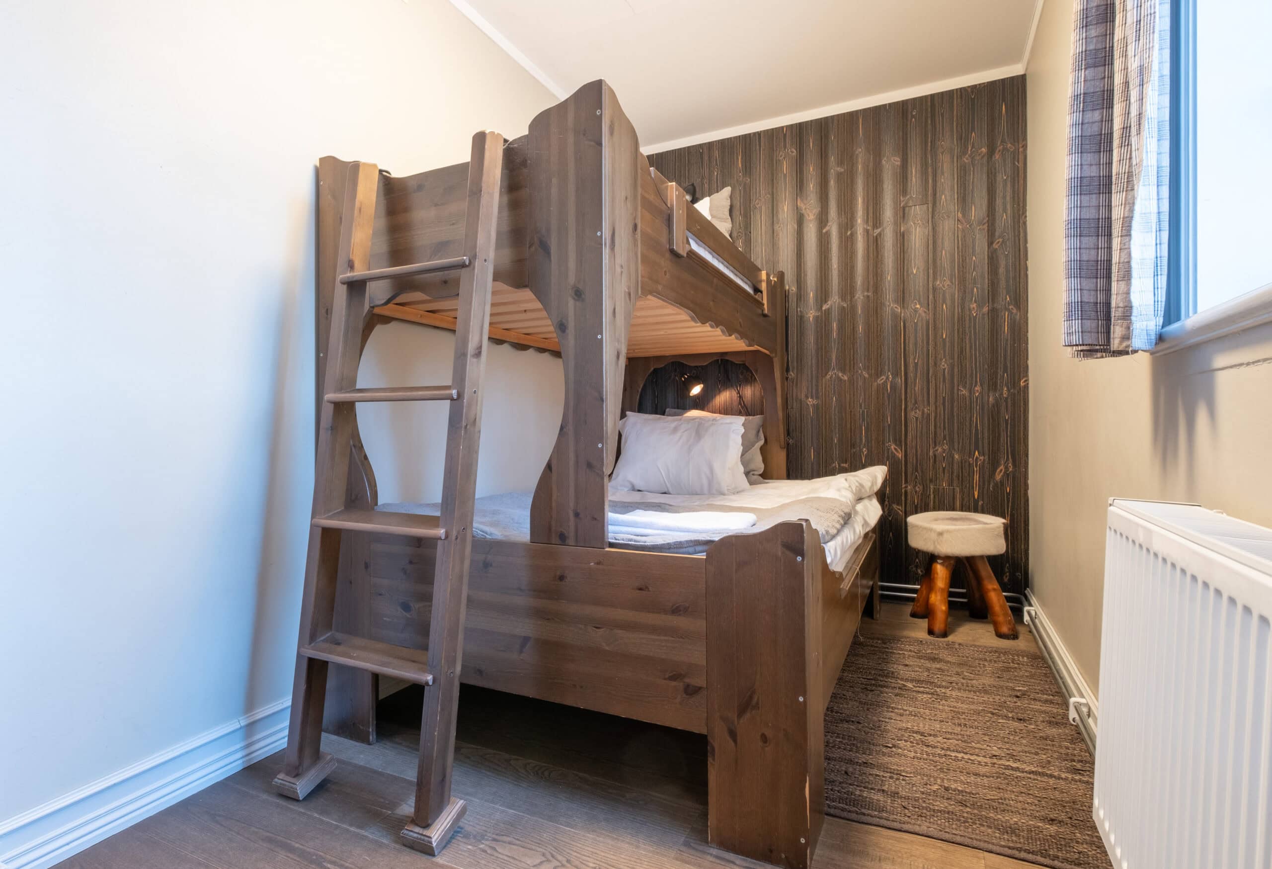 Över och underslaf i Gattarstugan i Sälen